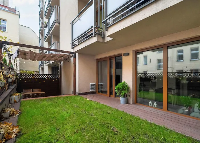 Piekny Z Ogrodkiem I Tarasem & Parking By Renters * ポズナン