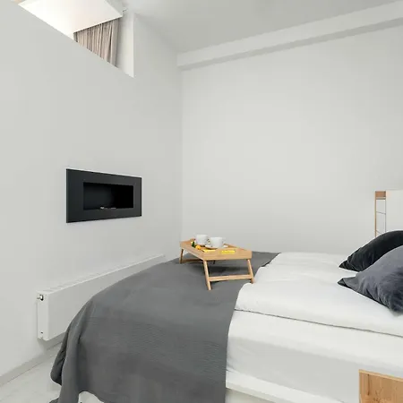 アパート Piekny Z Ogrodkiem I Tarasem & Parking By Renters