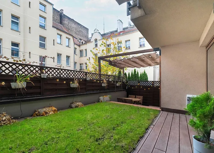 Piekny Z Ogrodkiem I Tarasem & Parking By Renters Apartman *