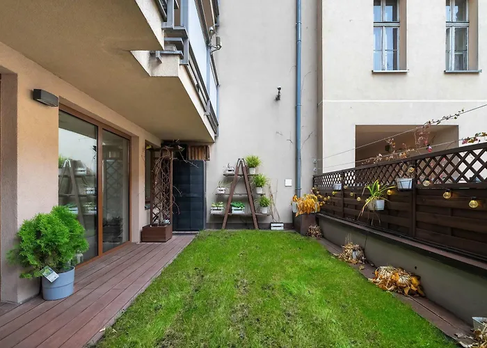 Piekny Z Ogrodkiem I Tarasem & Parking By Renters * Poznań